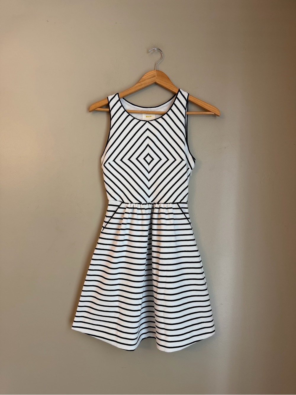 Anthropologie Maeve Dress geometric fit and flare pockets Stripes Black White 2